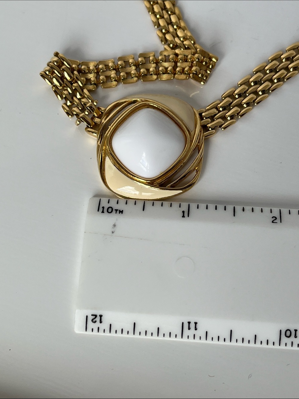 Vintage Trifari Gold Tone White faux Stone Statement Woven Chain Necklace Choker - Picture 11 of 11